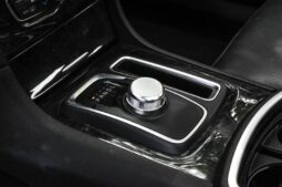
										2023 Chrysler 300 Series Touring L full									