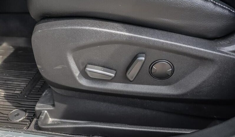 
								2024 Ford Edge Titanium Sunroof full									