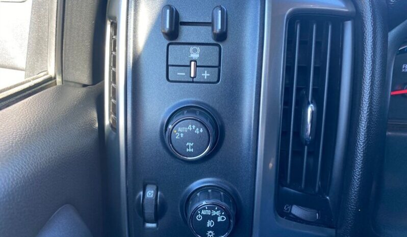 2018 Chevrolet Silverado 1500 LT full