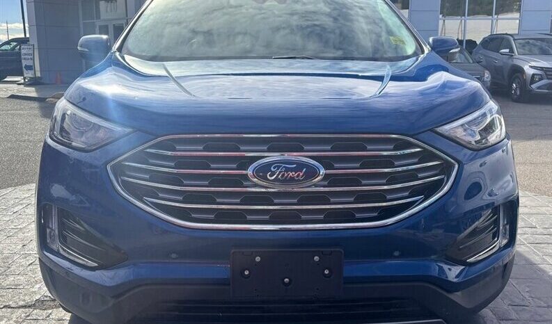 
								2024 Ford Edge Titanium Sunroof full									