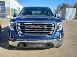 
										2021 GMC Sierra 1500 SLT full									