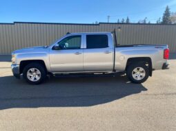 
										2018 Chevrolet Silverado 1500 LT full									