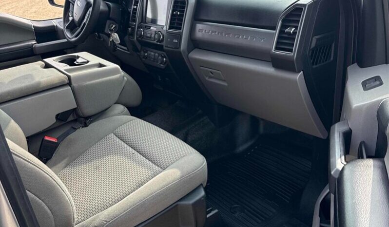 
								2021 Ford F-350 Super Duty XLT 6.7L Powerstroke full									