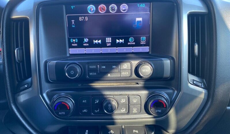 
								2018 Chevrolet Silverado 1500 LT full									
