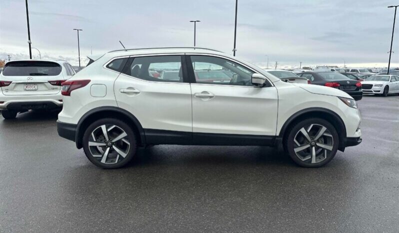 
								2020 Nissan Qashqai SL full									