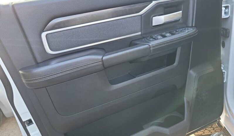 
								2023 RAM 2500 Big Horn Long Box Off Road full									