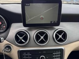 
										2017 Mercedes-Benz CLA-Class CLA 250 4MATIC full									