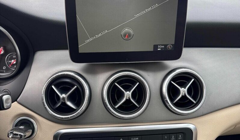 
								2017 Mercedes-Benz CLA-Class CLA 250 4MATIC full									