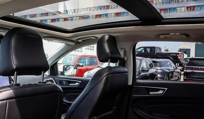 
								2024 Ford Edge Titanium Sunroof full									