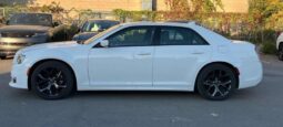 
										2023 Chrysler 300 Series Touring L full									