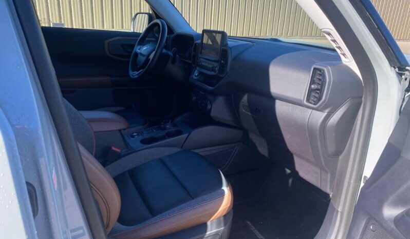 
								2024 Ford Bronco Sport Outer Banks full									