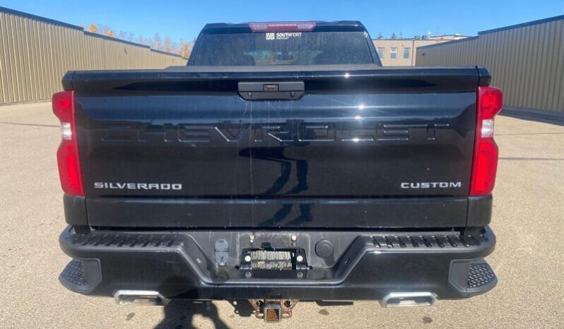 
								2019 Chevrolet Silverado 1500 Custom full									