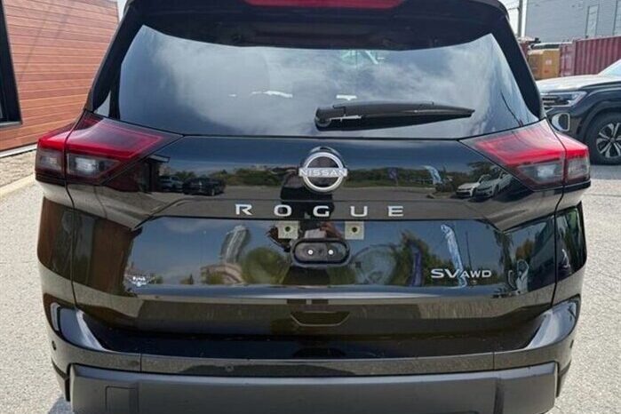 
								2024 Nissan Rogue SV Moonroof full									