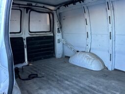 
										2019 Chevrolet Express 2500 full									