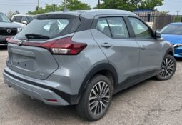 2024 Nissan Kicks SV full