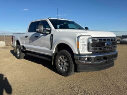 2023 Ford F-250 XLT FX4 full