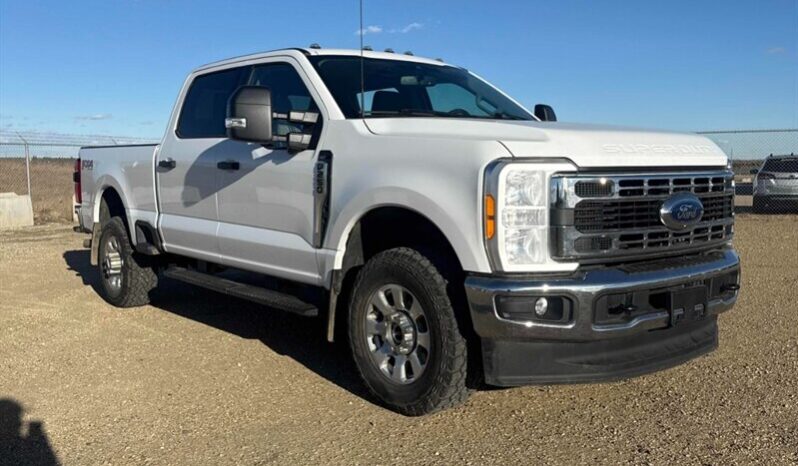 2023 Ford F-250 XLT FX4 full