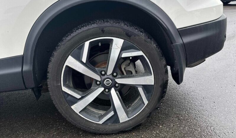 
								2020 Nissan Qashqai SL full									