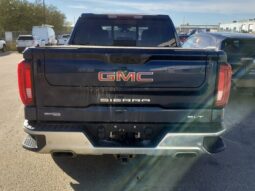 
										2021 GMC Sierra 1500 SLT full									