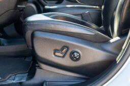 
										2024 Chrysler Pacifica Touring L Sunroof S package full									