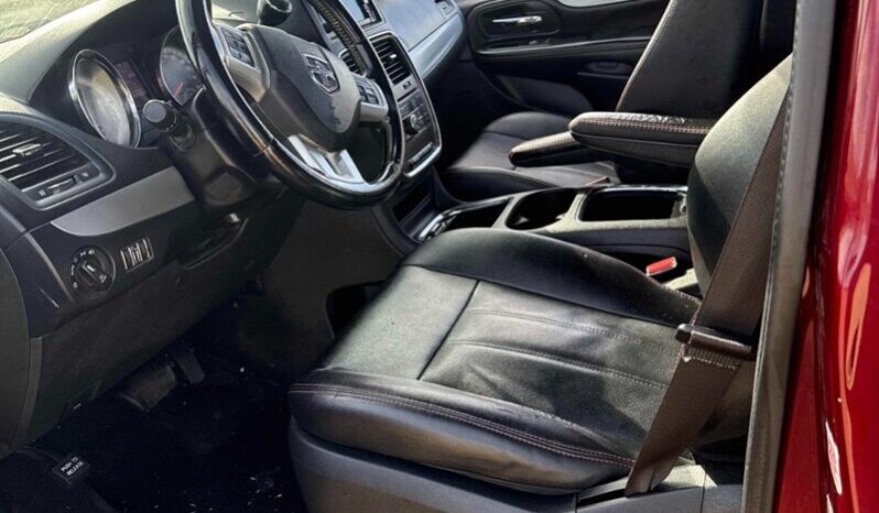 
								2019 Dodge Grand Caravan GT full									