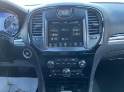 
										2023 Chrysler 300 Series S V6 full									