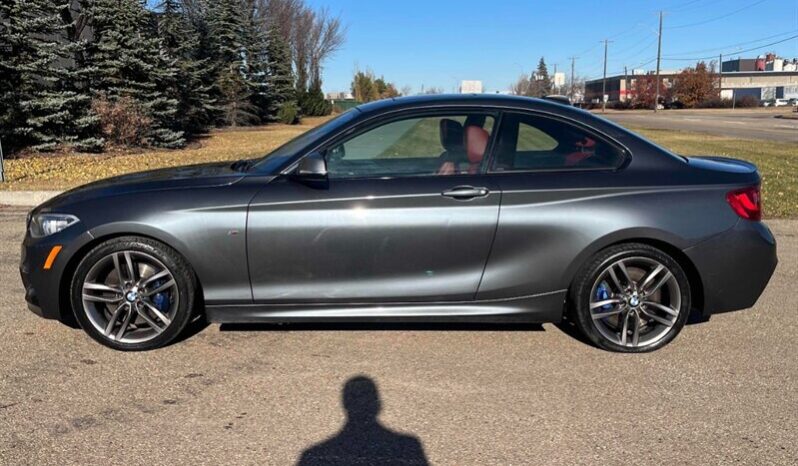
								2016 BMW 2-Series M235i xDrive full									