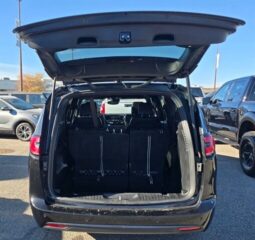 
										2023 Chrysler Pacifica Touring L Sunroof S package full									