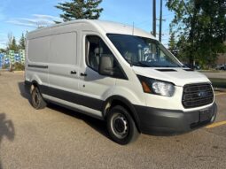 
										2017 Ford Transit 150 full									
