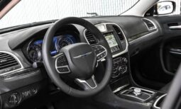 
										2023 Chrysler 300 Series Touring L full									