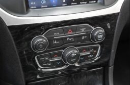 
										2023 Chrysler 300 Series Touring L full									