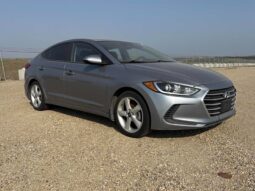 
										2017 Hyundai Elantra L full									