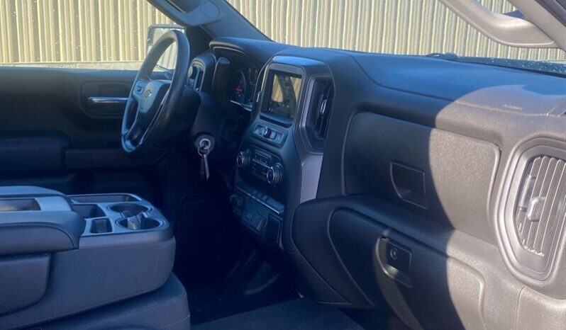 
								2019 Chevrolet Silverado 1500 Custom full									