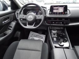 
										2024 Nissan Rogue SV Moonroof full									