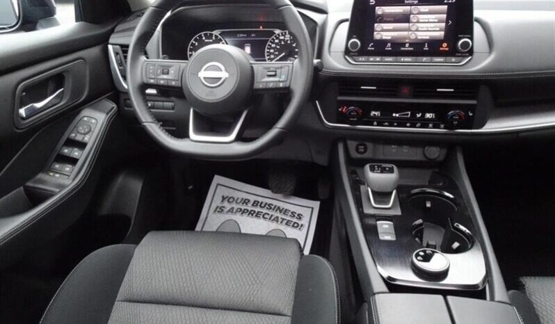 
								2024 Nissan Rogue SV Moonroof full									