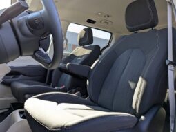 
										2024 Chrysler Grand Caravan SXT full									