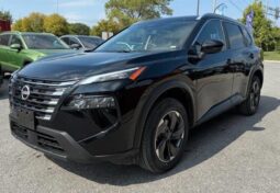 2024 Nissan Rogue SV Moonroof