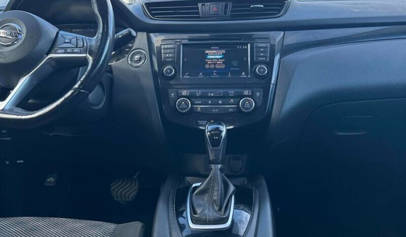 
								2019 Nissan Qashqai SV full									