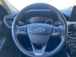 
										2020 Ford Escape SE full									