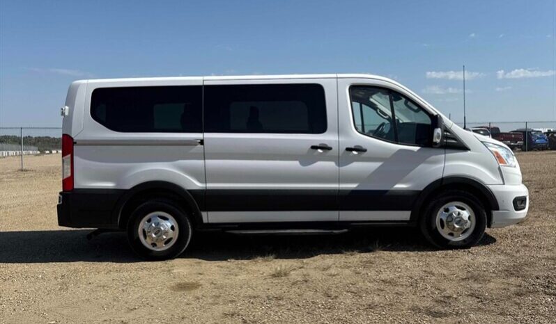 
								2020 Ford Transit T-150 130″ Low Roof 8 Pass AWD full									