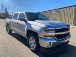 2018 Chevrolet Silverado 1500 LT full