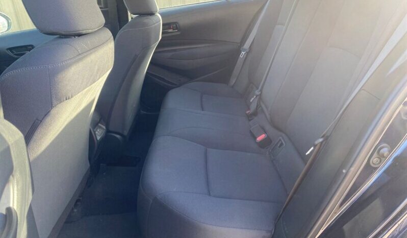 
								2024 Toyota Corolla LE full									