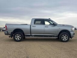 2022 RAM 2500 Big Horn Diesel Crew Cab 4×4 full