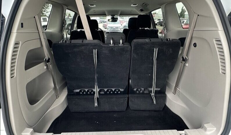 
								2024 Chrysler Grand Caravan SXT full									