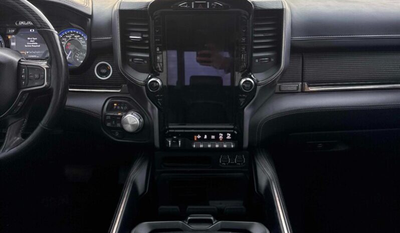 
								2020 RAM 1500 Limited Black Package full									