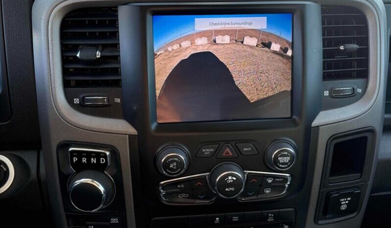 
								2022 RAM 1500 Classic Night Edition Express full									