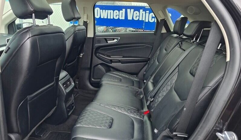 
								2024 Ford Edge Titanium Sunroof full									