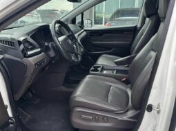 
										2019 Honda Odyssey Touring full									