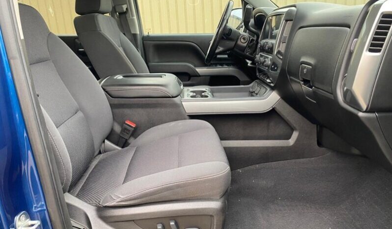 
								2018 Chevrolet Silverado 1500 LT Z-71 full									