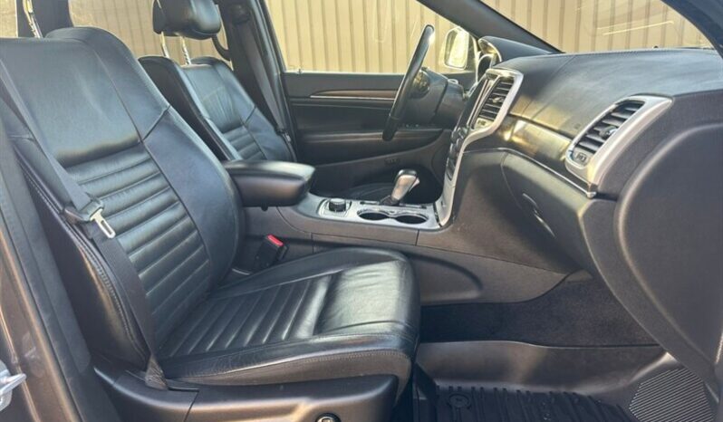 
								2018 Jeep Grand Cherokee 25th Anniversary Sterling Edition 5.7L Hemi full									